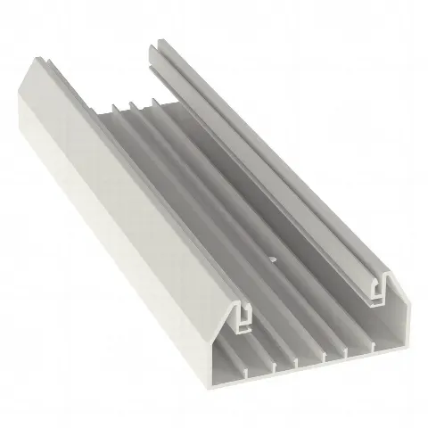 Base para canaleta T-70, de PVC rígido, con orificios perforados para montaje, 103.3 x 44.9 x 2400 mm, Color Blanco Mate