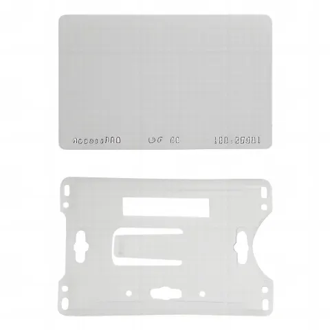 Kit de  Tag UHF tipo Tarjeta para lectoras de largo alcance 900 MHZ / EPC GEN 2 / ISO 18000 6C / No imprimible / Incluye porta tarjeta