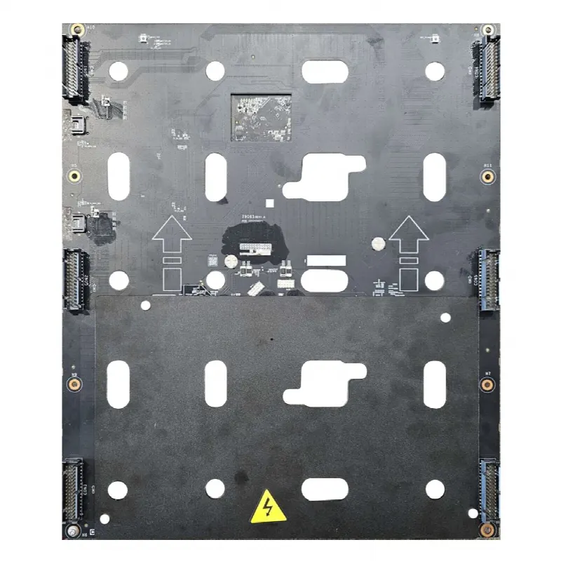Tarjeta HUB 3-en-1 / Videowall LED / 100-240 V AC / 450 W/m² / Gabinete 640x480 mm