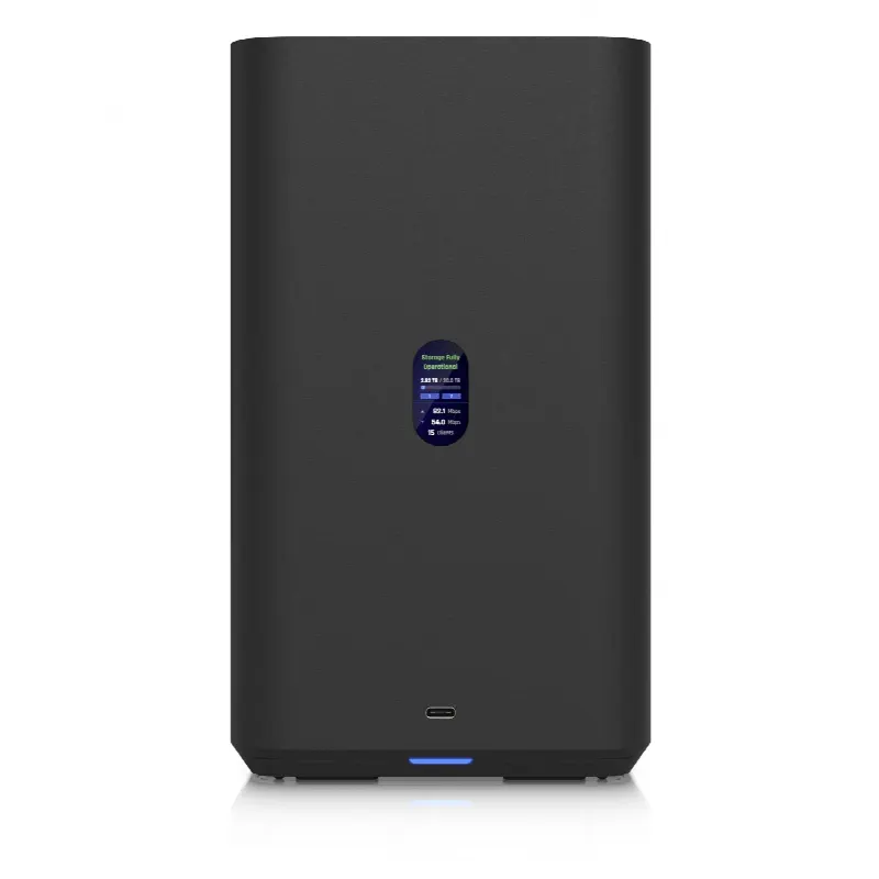 Servidor NAS Compacto / 2 Bahías 3.5" SATA / Puerto 2.5 GbE / PoE++ 60 W / Pantalla LCD 1.47" / USB-C 5 Gbps