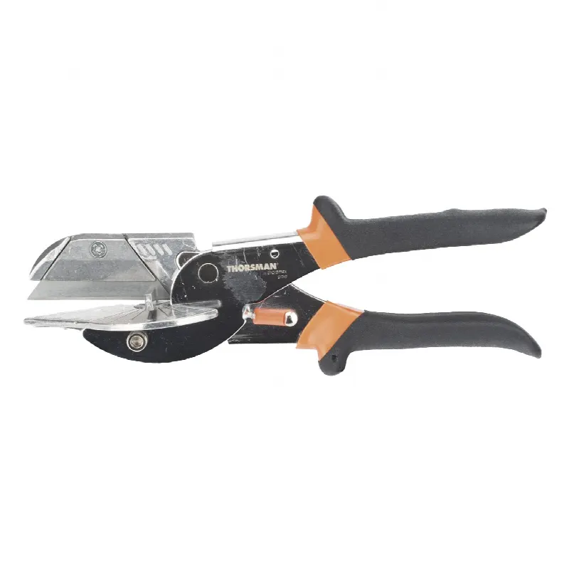 Tijeras para cortes rápidos y exactos en diversos materiales o canaletas (9999-88883)