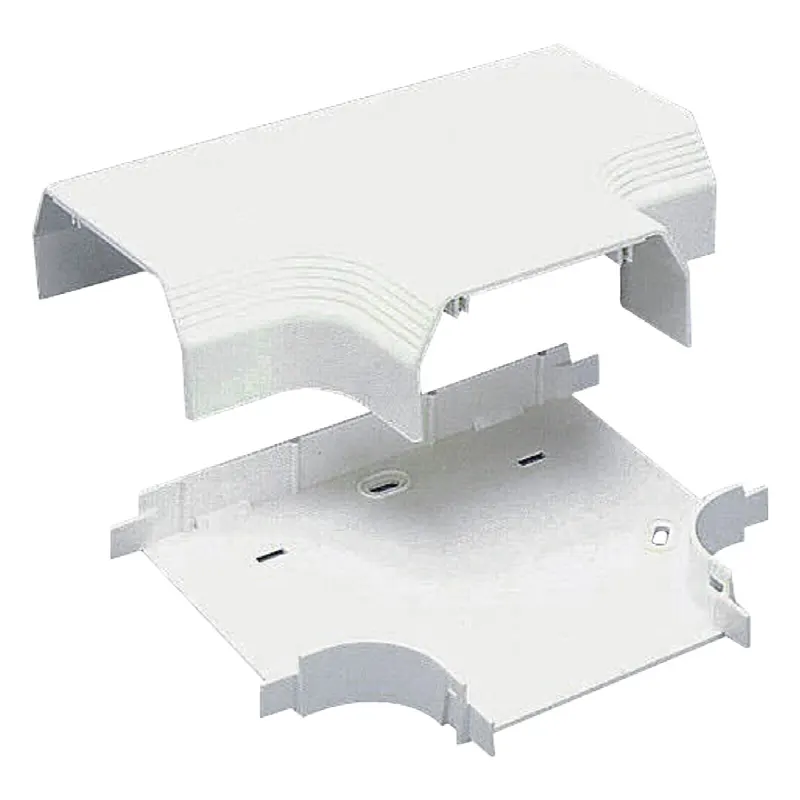 Accesorio en T, para uso con canaleta T70, Material PVC Rígido, Color Blanco Mate