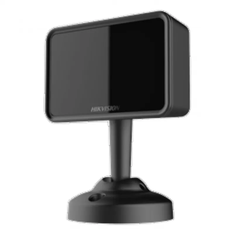 Cámara Móvil IP / HD 720p / Lente 6 mm / IR 3 m (9.8 ft) / Audio Integrado / Antivibración / Cable 3.1 m (10.2 ft)