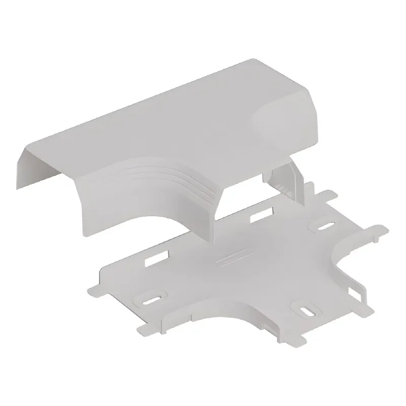 Accesorio en T, para uso con canaleta T45, Material PVC Rígido, Color Blanco Mate