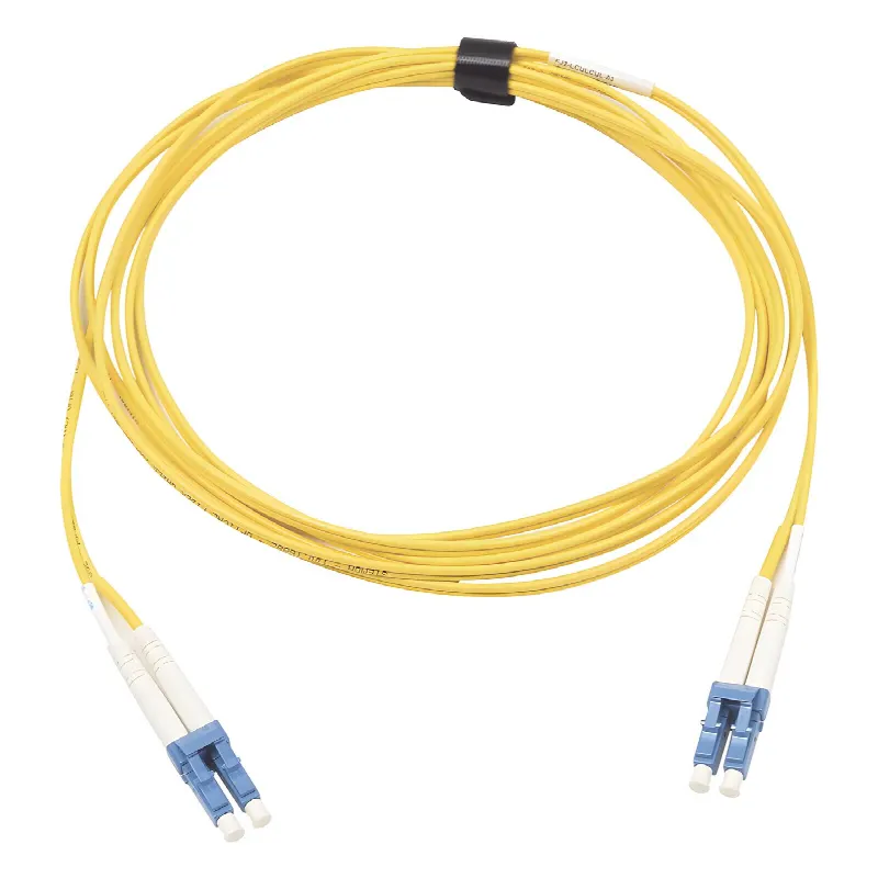 Jumper de Fibra Óptica Monomodo (OS2), XGLO, Riser, LC/UPC-LC/UPC Duplex, OFNR, Color Amarillo, 10 Metros
