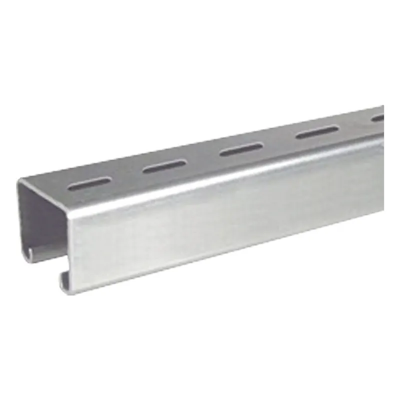 Unicanal Perforado 4 x 4 cm x 3 m / Calibre 16 / Galvanizado Electrolítico.